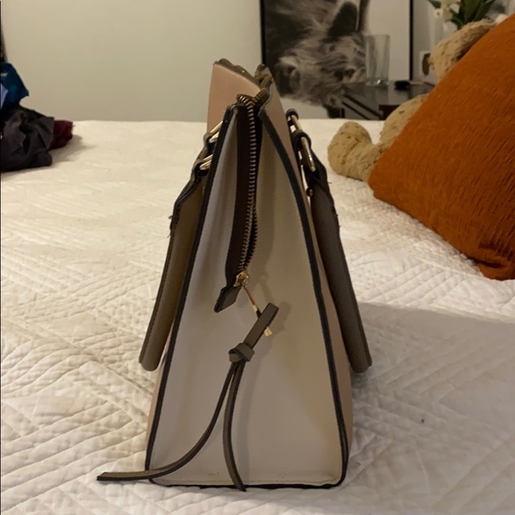 SOLD Aldo Nude Purse - Picture 4 of 7